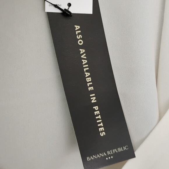 Banana Republic Factory Blouse Snow Day White SIze Small Adjustable Straps NWT - Picture 6 of 8